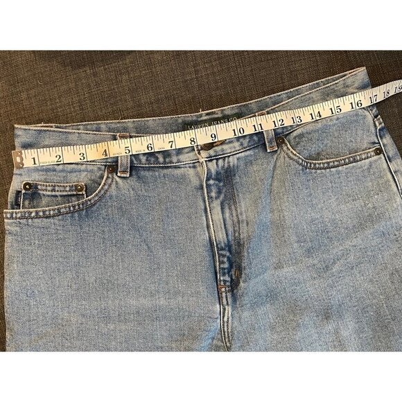 Vintage Lauren Jeans Co. Light Wash Jean Shorts Sz 10 - Picture 5 of 9